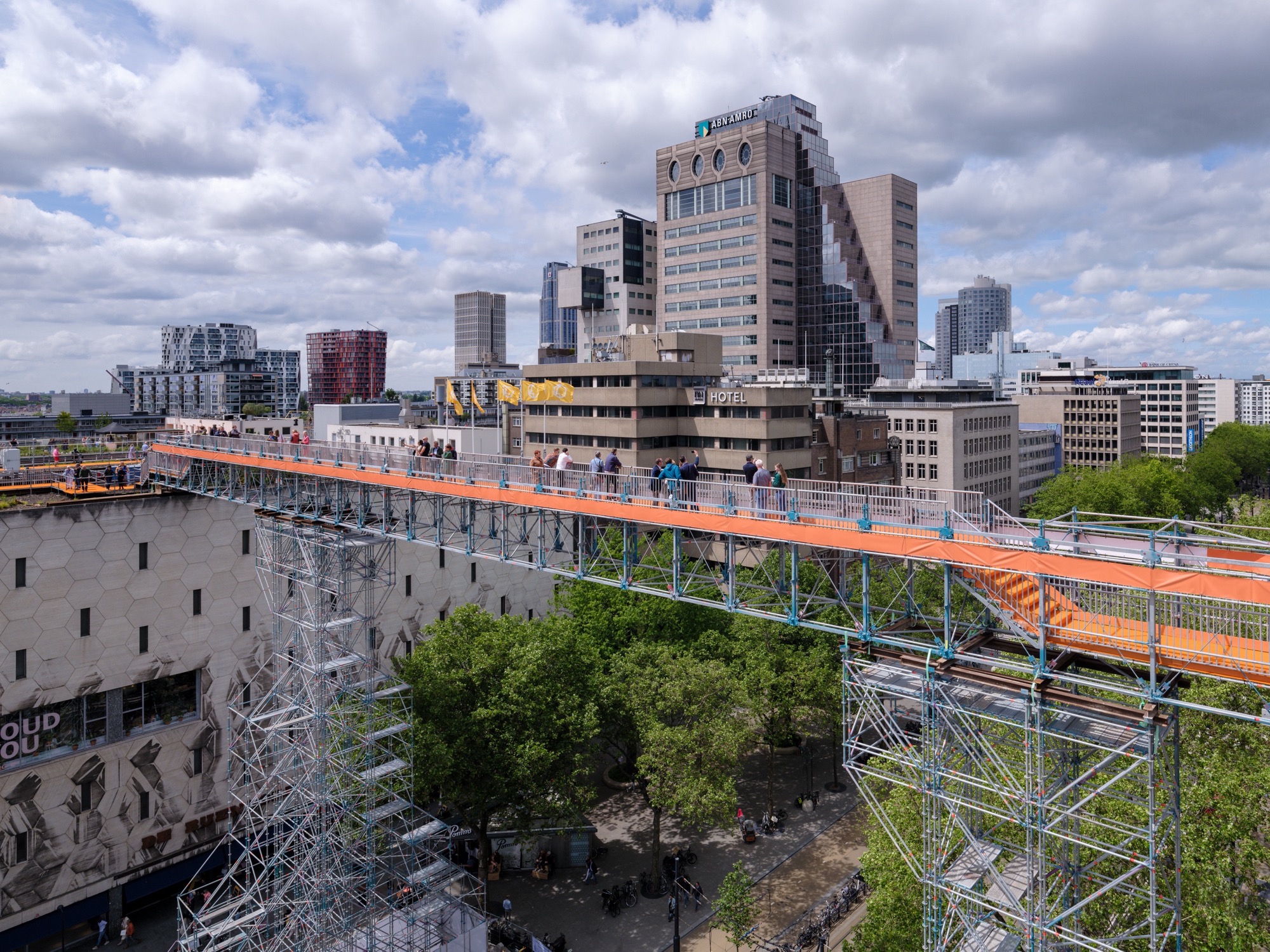 _
top image: Rotterdam Rooftop Walk 2022, photo ©Ossip van Duivenbode